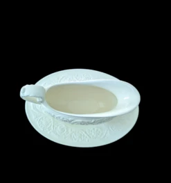 1920s Wedgwood Patrician Gravy Boats - A Pair -Lenox Shop 1920s wedgwood patrician gravy boats a pair 9523