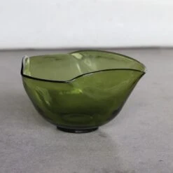 1950s Anchor Hocking Green Glass Salad Bowl Set- 5 Pieces -Lenox Shop 1950s anchor hocking green glass salad bowl set 5 pieces 9823