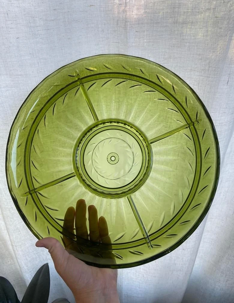 1960s Indiana Glass Green Party Platter 6 1960s Indiana Glass Green Party Platter - Image 4