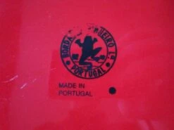 1990s Bordallo Pinheiro Poinsettia Christmas Gloss Red Oval Serving Platter 20 1990s Bordallo Pinheiro Poinsettia Christmas Gloss Red Oval Serving Platter -Lenox Shop 1990s bordallo pinheiro poinsettia christmas gloss red oval serving platter 3324