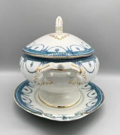 20th Century English Wood And Sons Blue And White Tureen With Ladle And Underplate- Venice Pattern -Lenox Shop 20th century english wood and sons blue and white tureen with ladle and underplate venice pattern 6607