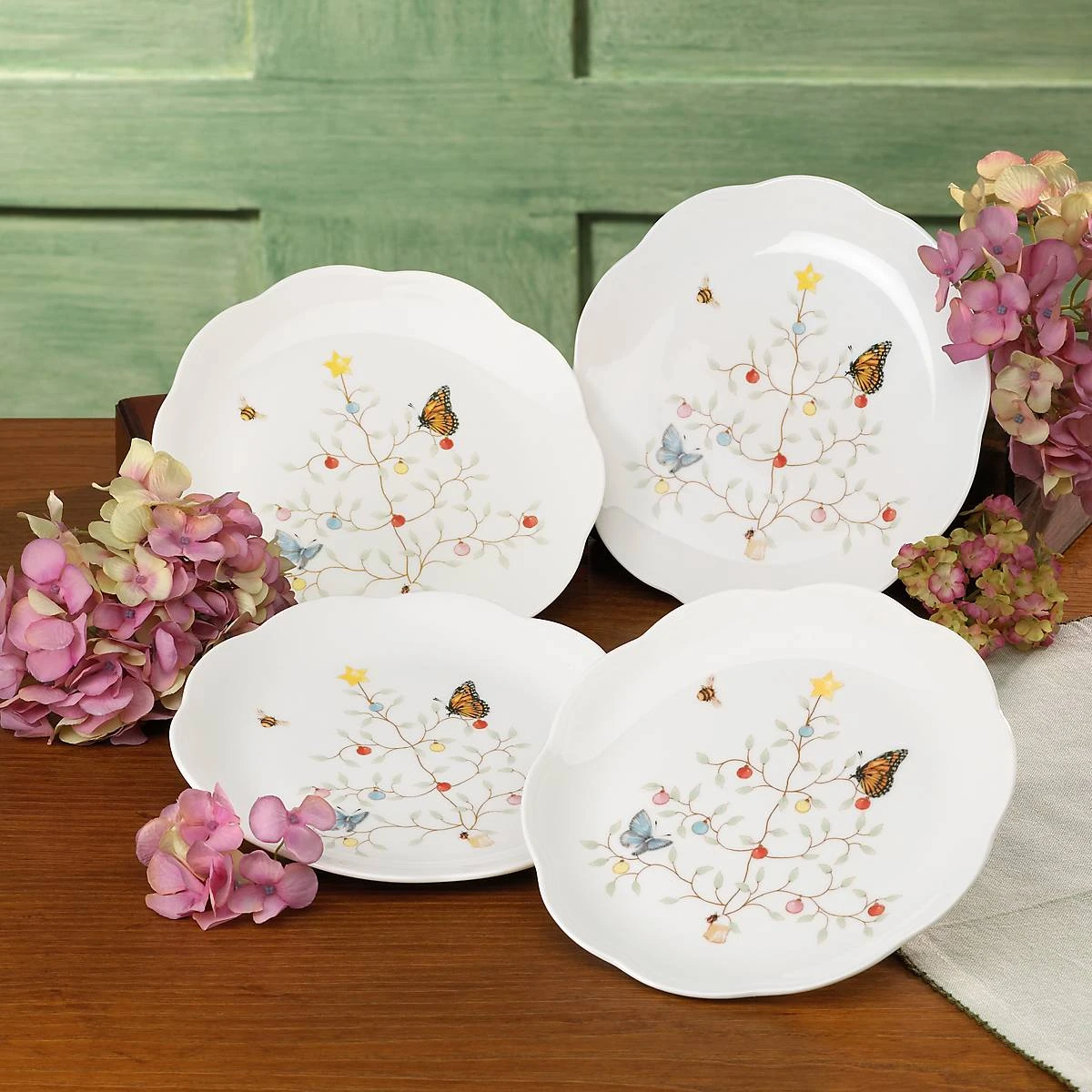 Lenox Butterfly Meadow Seasonal Dessert Plate, Set Of 4 4 Lenox Butterfly Meadow Seasonal Dessert Plate, Set Of 4 - Image 2