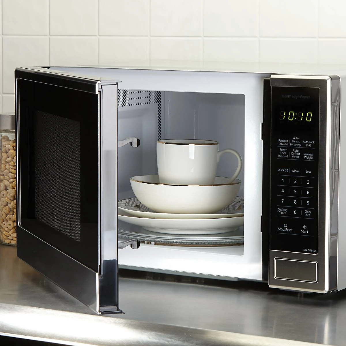 Lenox Trianna 12-piece Dinnerware Set 9 Lenox Trianna 12-piece Dinnerware Set - Image 7