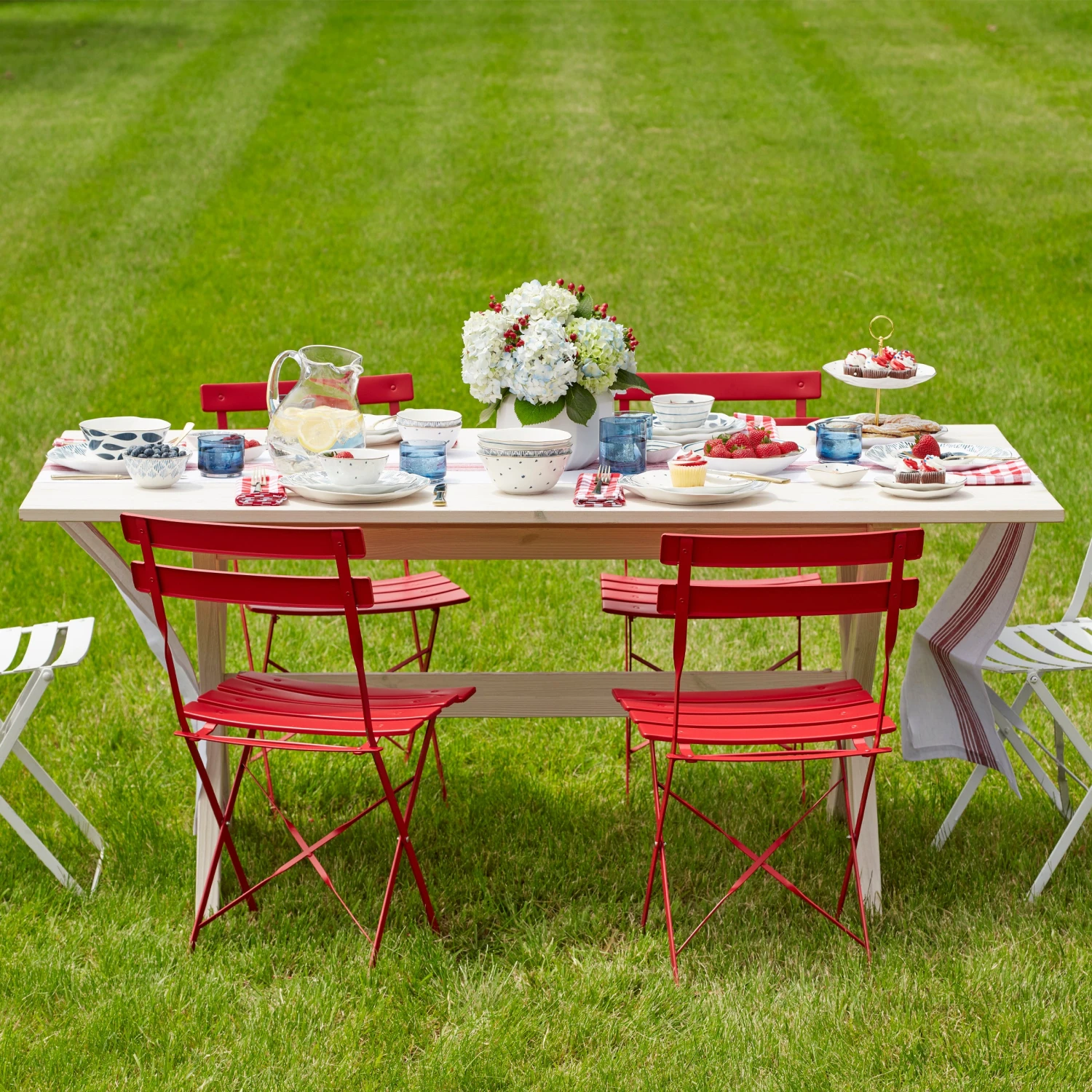 Lenox Blue Bay 12-Piece Dinnerware Set 8 Lenox Blue Bay 12-Piece Dinnerware Set - Image 6