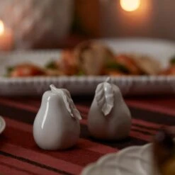 Lenox Wicker Creek Pear Salt & Pepper Set -Lenox Shop 893874 893878 893880 893877 893875 LNP S23 FEA 4
