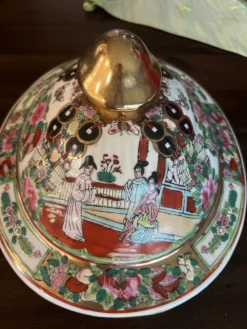 Antique Chinese Rose Medallion Tureen 17 Antique Chinese Rose Medallion Tureen -Lenox Shop antique chinese rose medallion tureen 8404