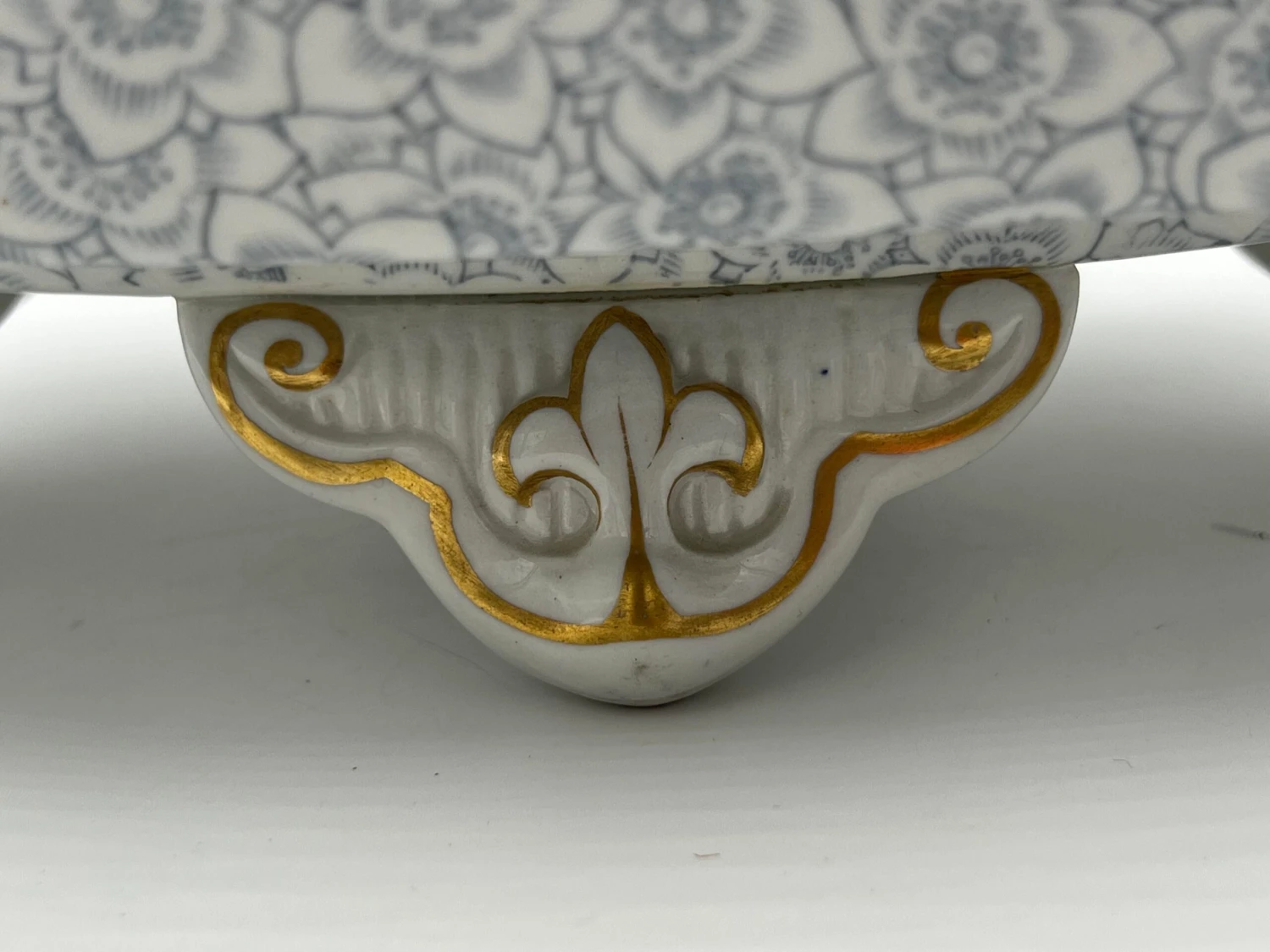 Antique Royal Worcester Elephant Handled Elephant Botanical Tureen 15.5” - 1890 9 Antique Royal Worcester Elephant Handled Elephant Botanical Tureen 15.5” - 1890 - Image 7