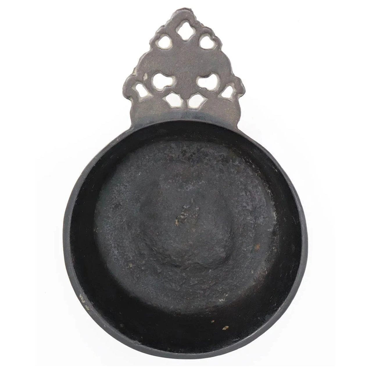 English William Bullock & Co. Patinated Cast Iron One-handle Porringer 5 English William Bullock & Co. Patinated Cast Iron One-handle Porringer - Image 3