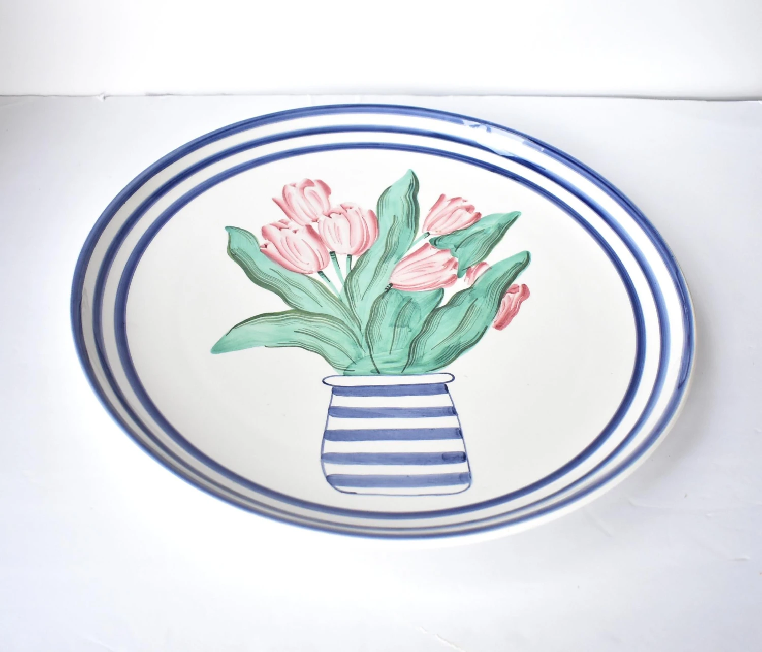 Extra-Large Vietri Italy Platter With Tulips 5 Extra-Large Vietri Italy Platter With Tulips - Image 3