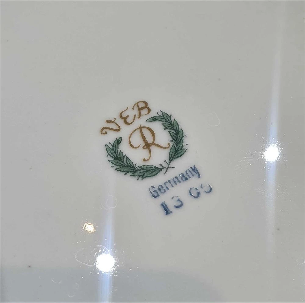 German Porcelain Tureen And Charger By VEB R,Reichenbach, Set Of 3 6 German Porcelain Tureen And Charger By VEB R,Reichenbach, Set Of 3 - Image 4