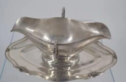 Late 20th Century Sterling Silver Gravy/Sauce Boat -Lenox Shop late 20th century sterling silver gravysauce boat 9973