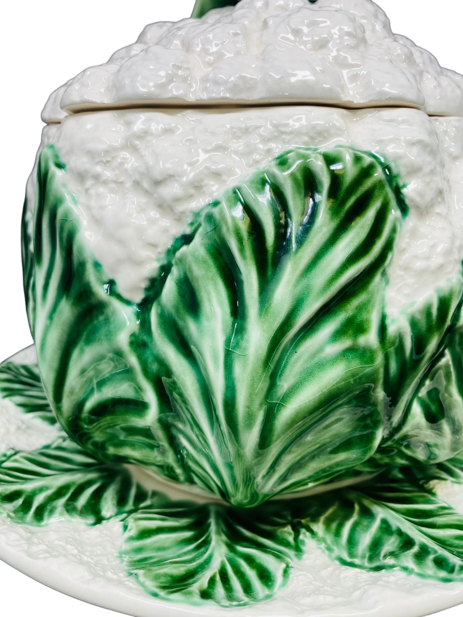 Mid-20th Century Hand-Painted Majolica Ceramic Cauliflower Soup Tureen Made In Portugal A Set Of 4 12 Mid-20th Century Hand-Painted Majolica Ceramic Cauliflower Soup Tureen Made In Portugal A Set Of 4 - Image 10