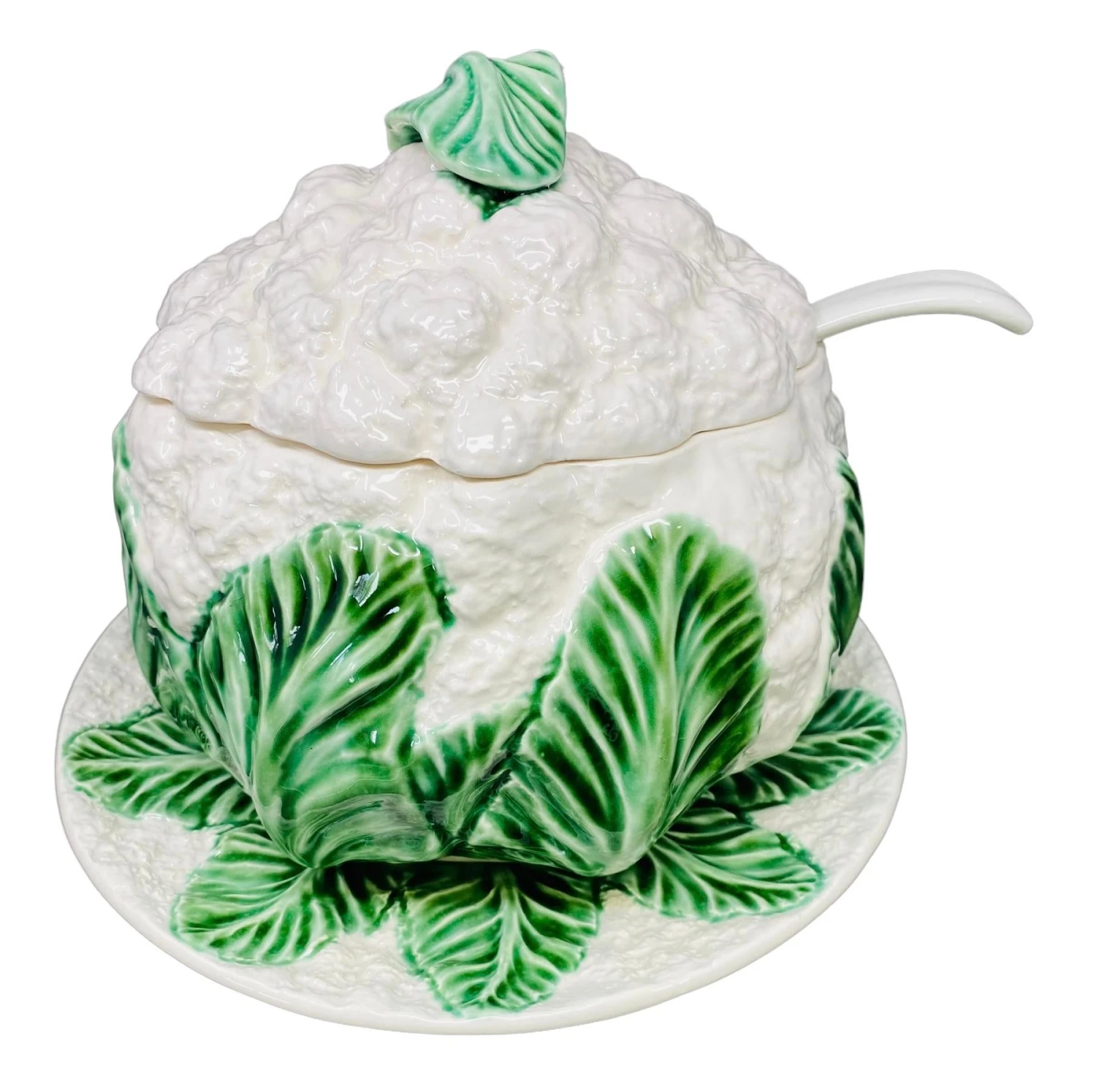 Mid-20th Century Hand-Painted Majolica Ceramic Cauliflower Soup Tureen Made In Portugal A Set Of 4 6 Mid-20th Century Hand-Painted Majolica Ceramic Cauliflower Soup Tureen Made In Portugal A Set Of 4 - Image 4
