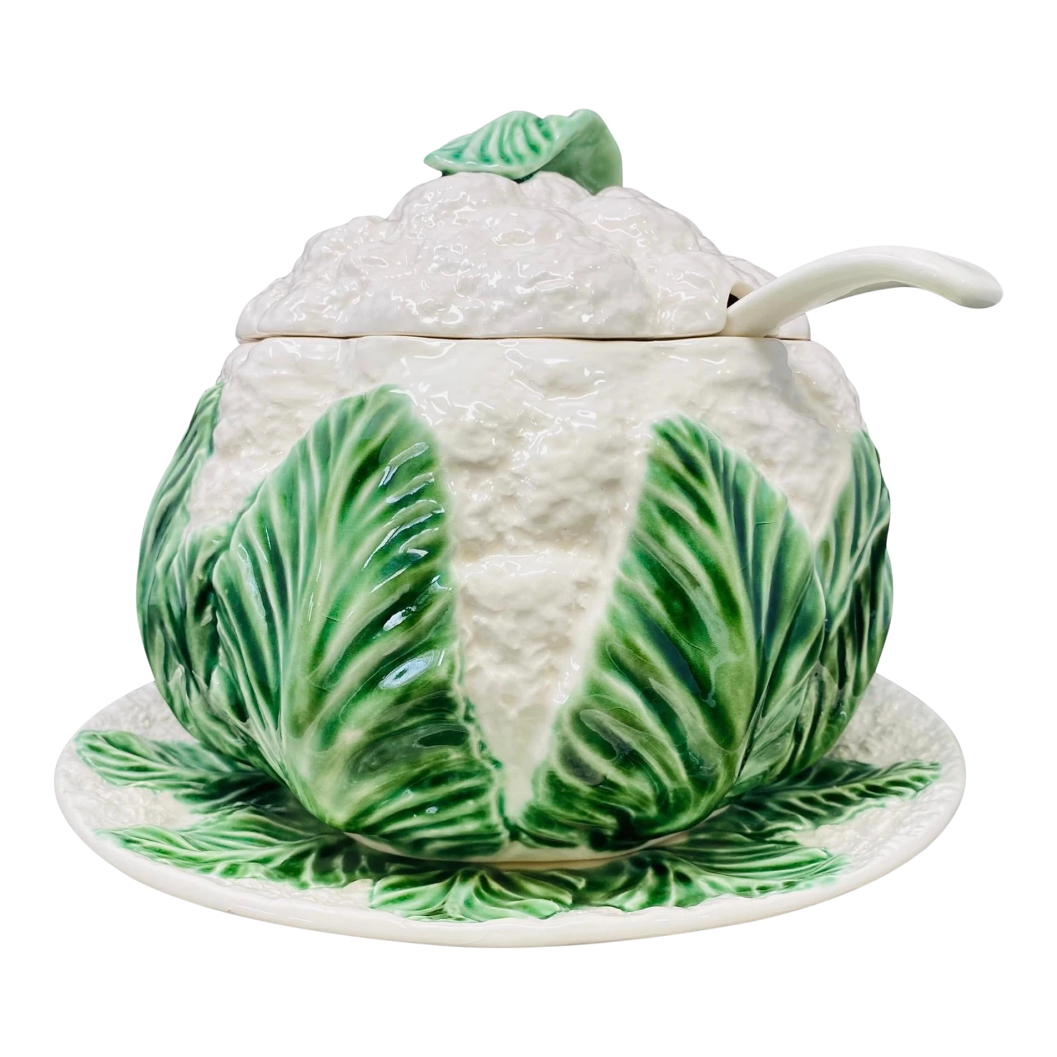 Mid-20th Century Hand-Painted Majolica Ceramic Cauliflower Soup Tureen Made In Portugal A Set Of 4 3 Mid-20th Century Hand-Painted Majolica Ceramic Cauliflower Soup Tureen Made In Portugal A Set Of 4