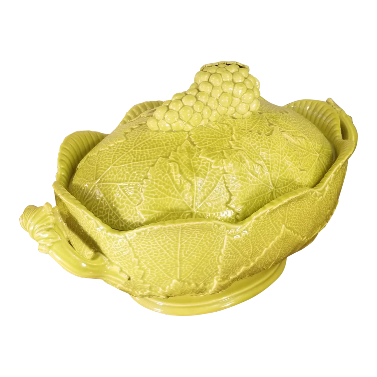Mottahedah Cabbage Leaf Soup Tureen - Rare Vintage Collectors Item 3 Mottahedah Cabbage Leaf Soup Tureen - Rare Vintage Collectors Item