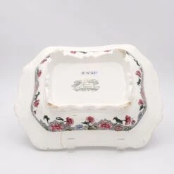 Pair Of 19th Century English Spode "New Fayence" Vegetable Dishes With Covers 20 Pair Of 19th Century English Spode "New Fayence" Vegetable Dishes With Covers -Lenox Shop pair of 19th century english spode new fayence vegetable dishes with covers 0044