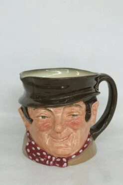 Royal Doulton Sam Weller Dickens Pickwick English Porcelain Character Mug 21 Royal Doulton Sam Weller Dickens Pickwick English Porcelain Character Mug -Lenox Shop royal doulton sam weller dickens pickwick english porcelain character mug 8762