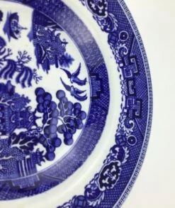 Set Of 5 Vintage Willow Pattern Dishes -Lenox Shop set of 5 vintage willow pattern dishes 2034