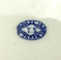 Set Of 5 Vintage Willow Pattern Dishes -Lenox Shop set of 5 vintage willow pattern dishes 2576