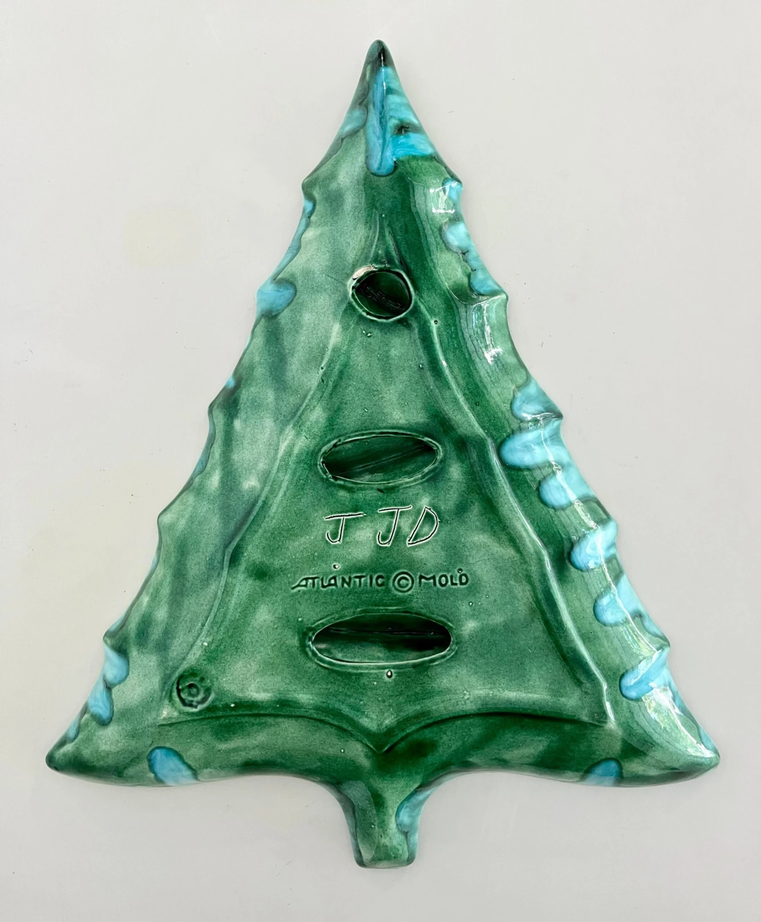 Vintage Atlantic Mold Green And Turquoise Christmas Tree Platter 10 Vintage Atlantic Mold Green And Turquoise Christmas Tree Platter - Image 8