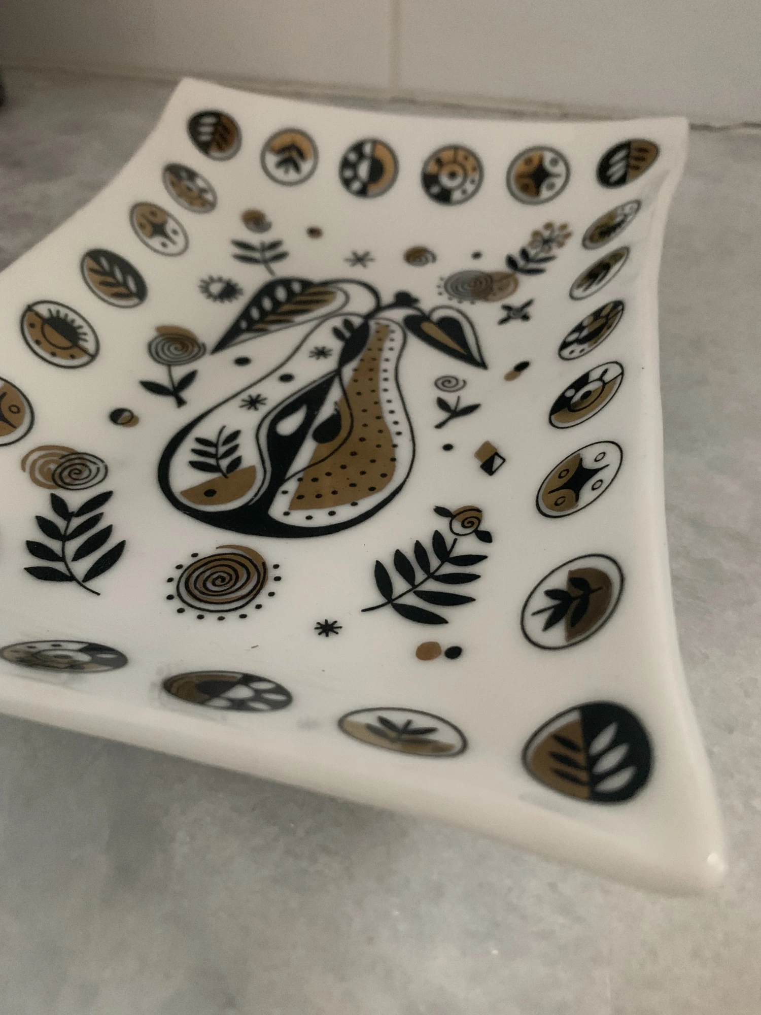 Vintage Georges Briard Forbidden Fruit Serving Dish 7 Vintage Georges Briard Forbidden Fruit Serving Dish - Image 5