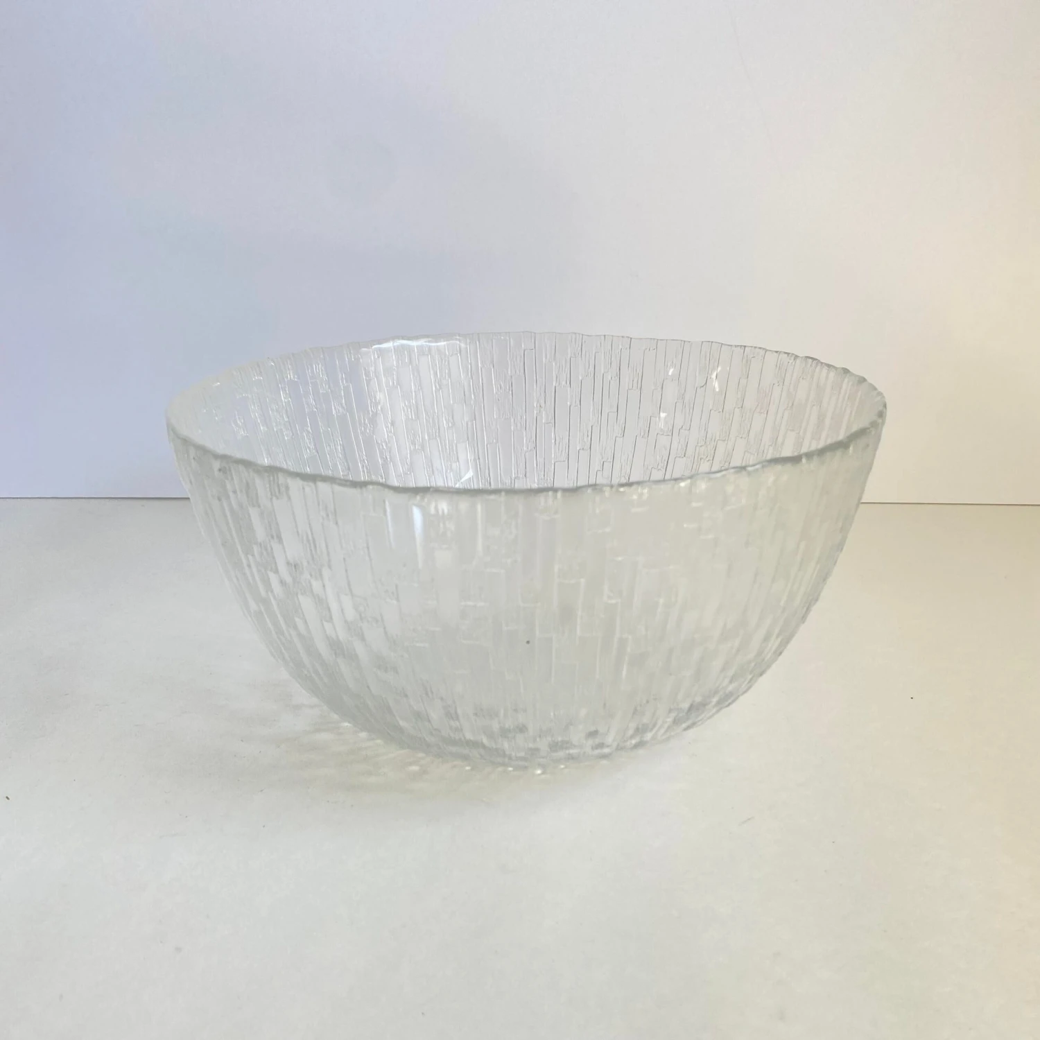 Vintage Iittala Ultima Thule Large Clear Glass Serving Bowl Melting Ice 7 Vintage Iittala Ultima Thule Large Clear Glass Serving Bowl Melting Ice - Image 5