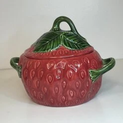 Vintage Majolica Americana Folk Art Strawberry Tureen -Lenox Shop vintage majolica americana folk art strawberry tureen 0577