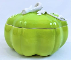 Vintage Mottahedeh Pumpkin Porcelain LIdded Tureen -Lenox Shop vintage mottahedeh pumpkin porcelain lidded tureen 3049