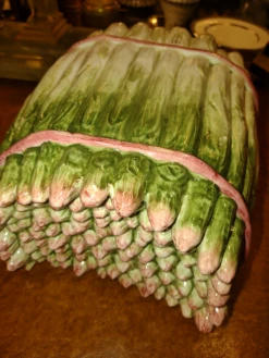 Vintage Portuguese Majolica Large Asparagus Tureen -Lenox Shop vintage portuguese majolica large asparagus tureen 3007