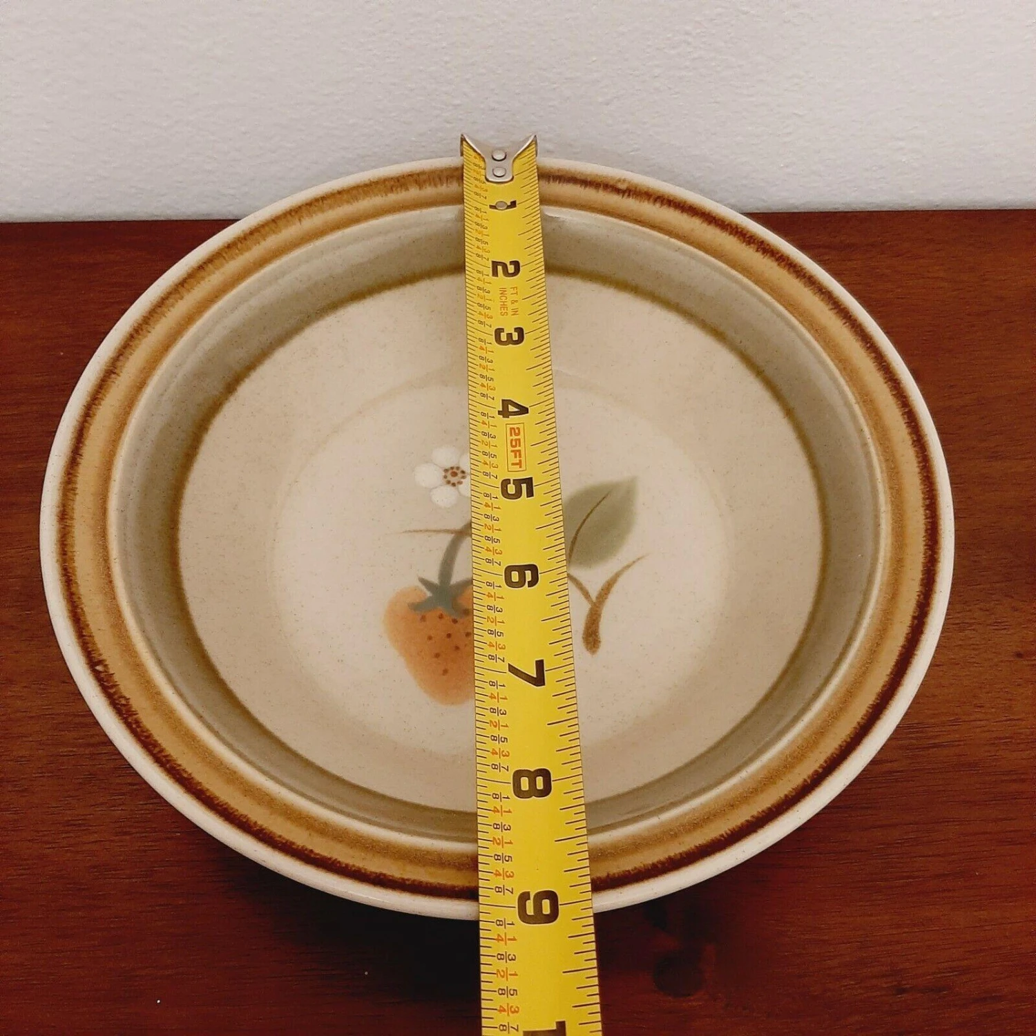 Vintage Premiere Potterskraft Wild Strawberry Serving Bowl 4 Vintage Premiere Potterskraft Wild Strawberry Serving Bowl - Image 2